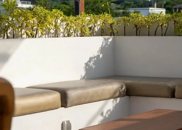 Private 2br With Pool And Modern Comforts