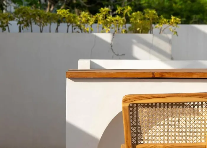 Private 2br With Pool And Modern Comforts Ferienhaus